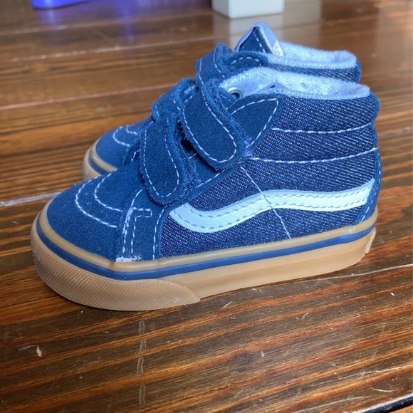 SOLD Toddler Boys Vans, Size 4 - Picture 2 of 6